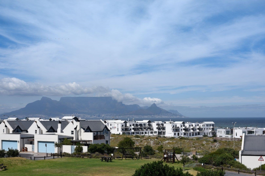 To Let 3 Bedroom Property for Rent in Big Bay Western Cape
